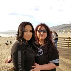 Meet your Posher, Evelia